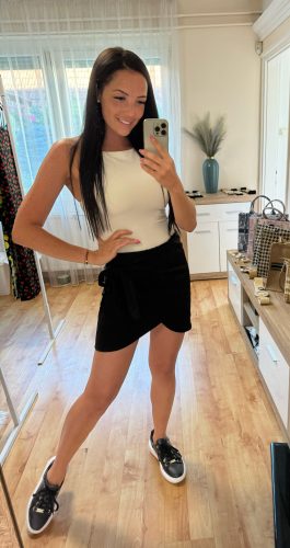 Fernanda fekete velúr szoknya