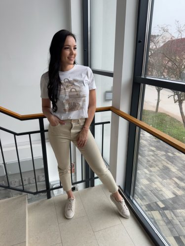 Sadie mom fit fazonú bézs farmer
